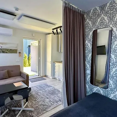 Vaivorykstes Namai With Heated Pool By Domvia * Palanga